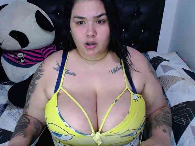 GabiBigBoobs webcam