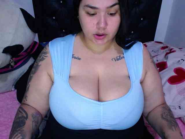 GabiBigBoobs webcam