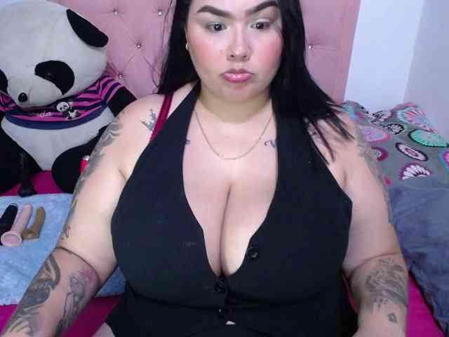GabiBigBoobs webcam