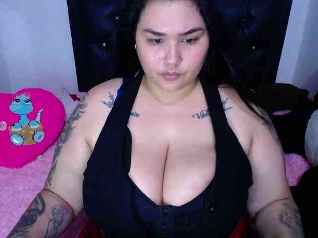 GabiBigBoobs webcam