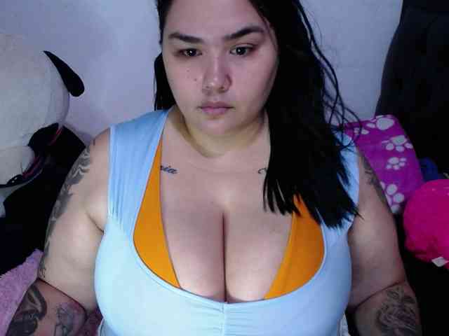 GabiBigBoobs webcam