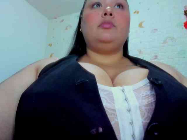 GabiBigBoobs Live Webcam on BongaCams
