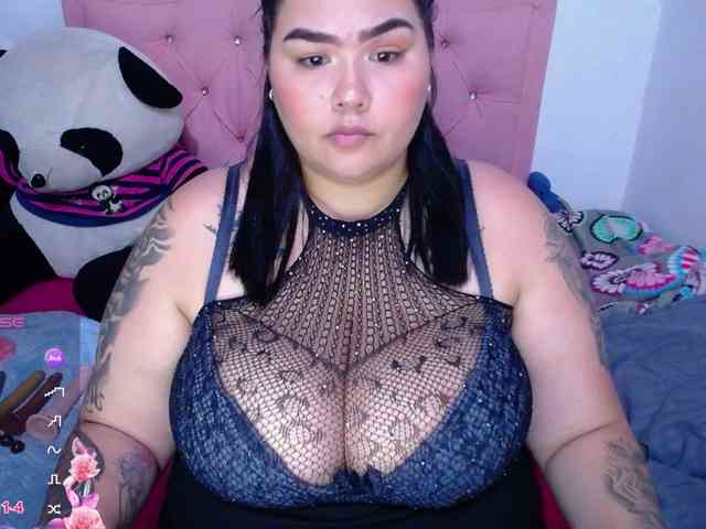 GabiBigBoobs webcam