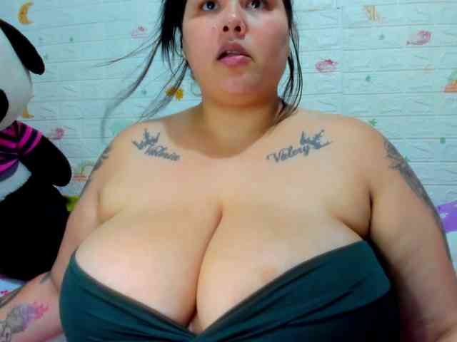 GabiBigBoobs GabiBigBoobs