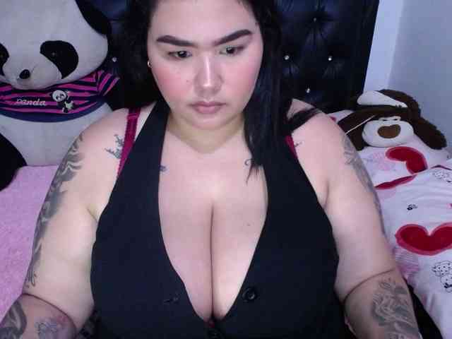 GabiBigBoobs webcam