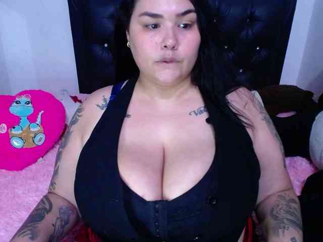 GabiBigBoobs webcam