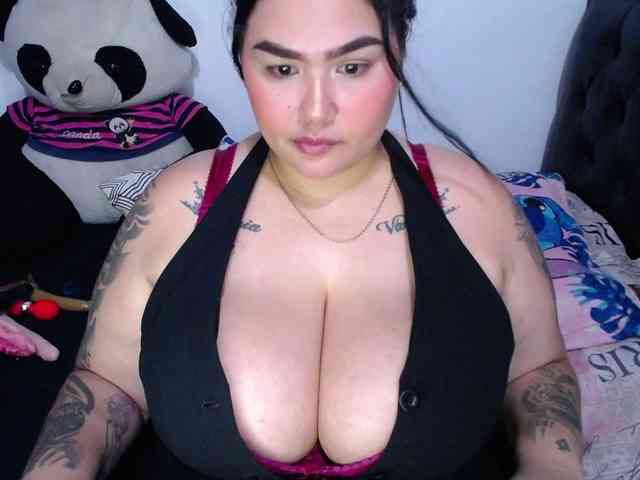 Modelo: GabiBigBoobs