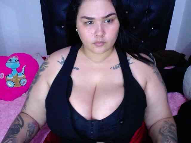 GabiBigBoobs webcam