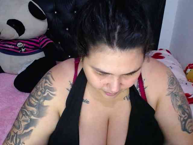 gabibigboobs's live room