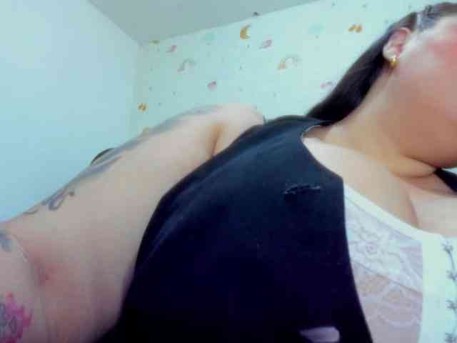 GabiBigBoobs webcam