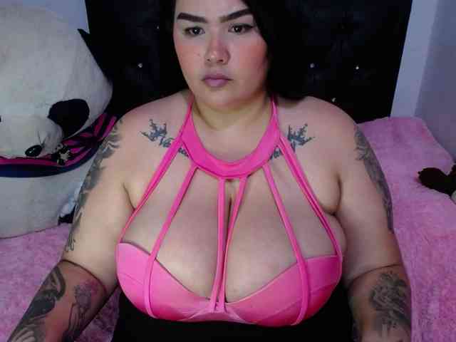 GabiBigBoobs webcam
