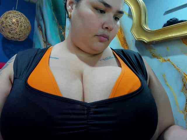 GabiBigBoobs webcam