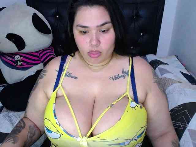 GabiBigBoobs webcam