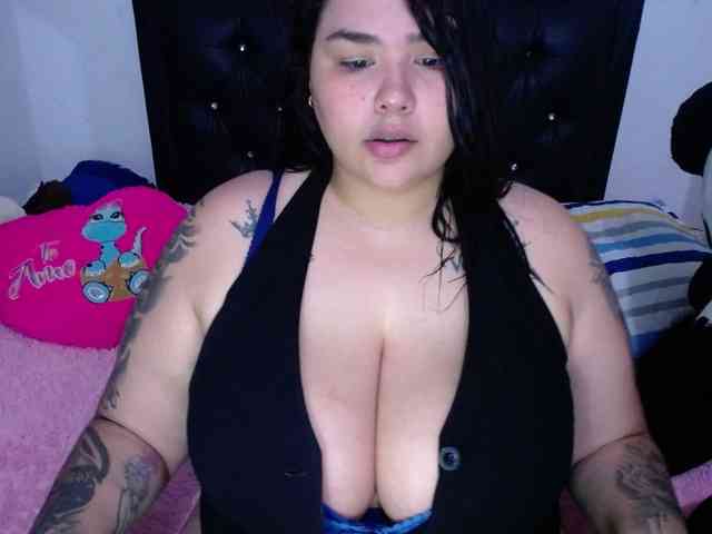 GabiBigBoobs webcam