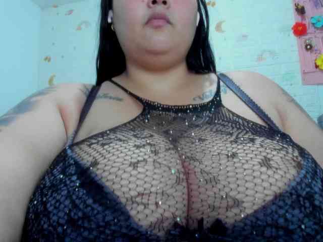 GabiBigBoobs webcam