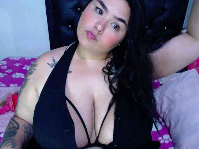 GabiBigBoobs webcam
