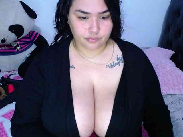 GabiBigBoobs webcam