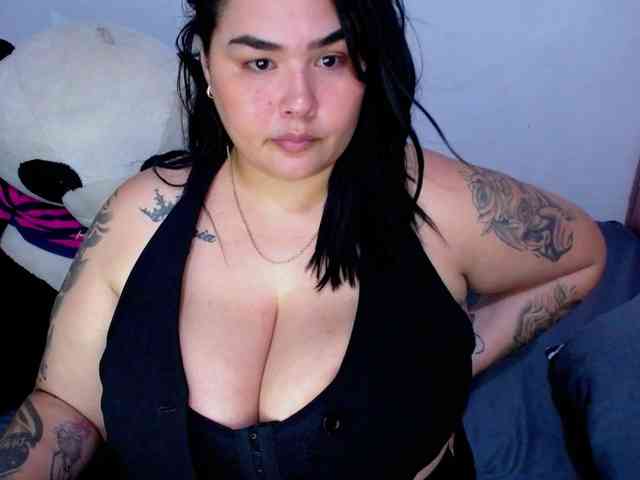 GabiBigBoobs webcam