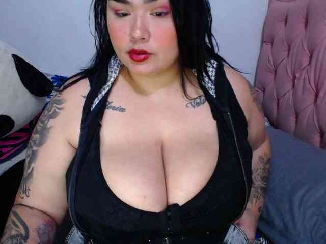 GabiBigBoobs webcam