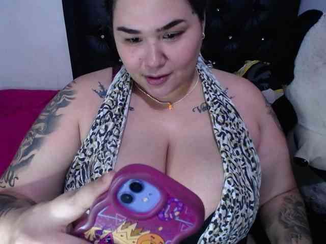 GabiBigBoobs webcam