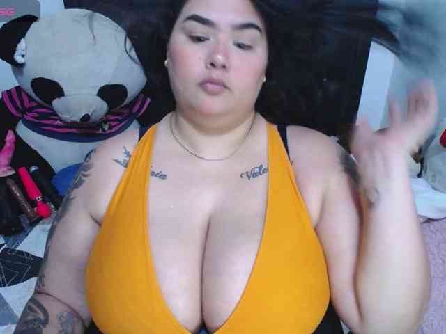 GabiBigBoobs webcam