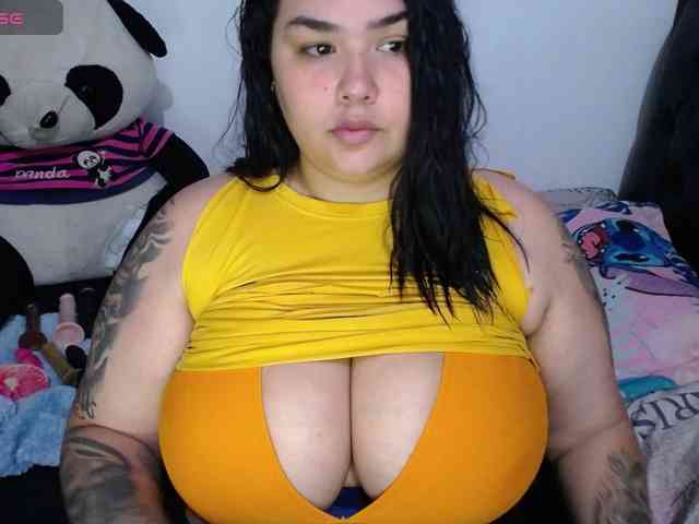 GabiBigBoobs webcam