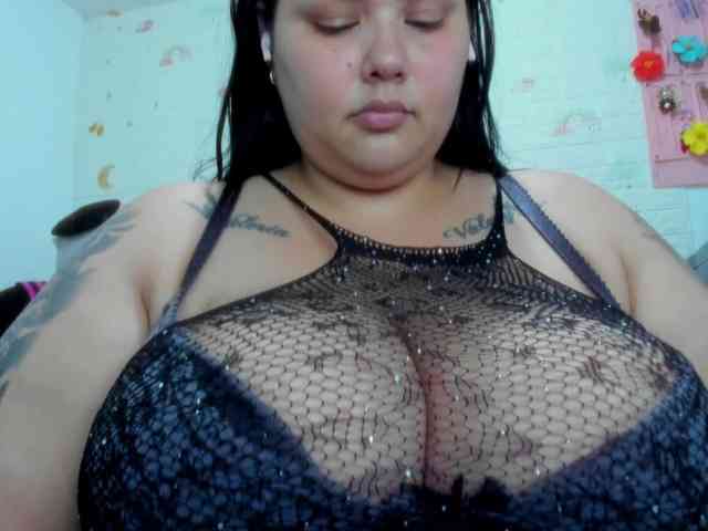 Modella: GabiBigBoobs