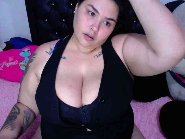 GabiBigBoobs webcam