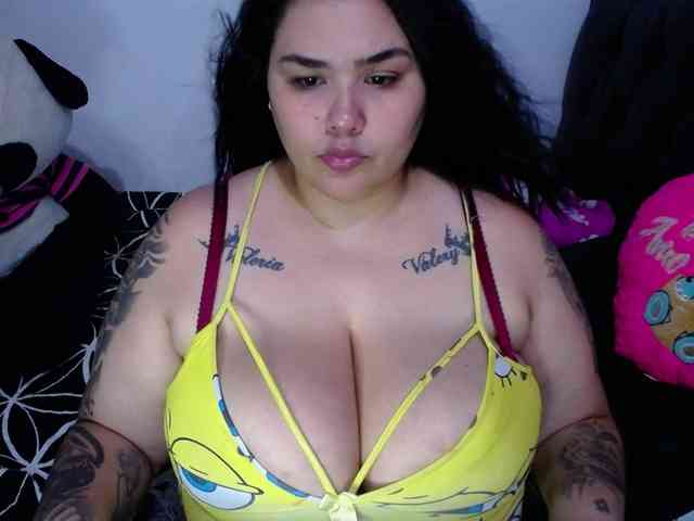 GabiBigBoobs webcam