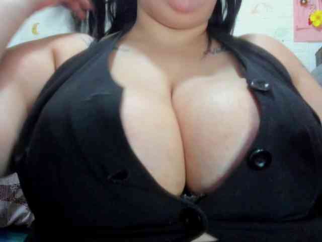 GabiBigBoobs webcam
