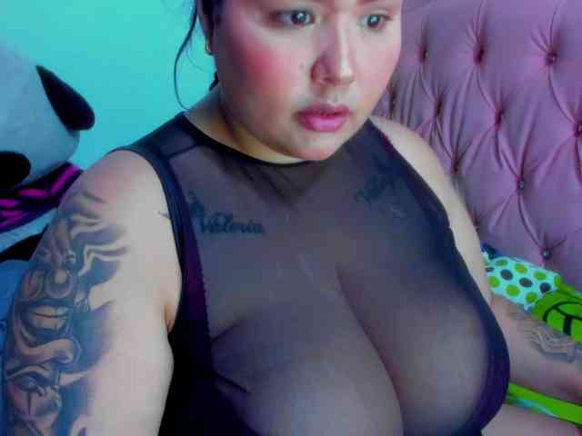 GabiBigBoobs webcam