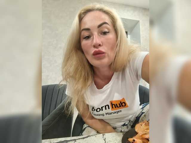 MOLLY-7