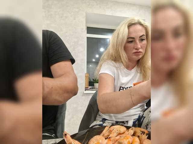 MOLLY-7 live cam on BongaCams