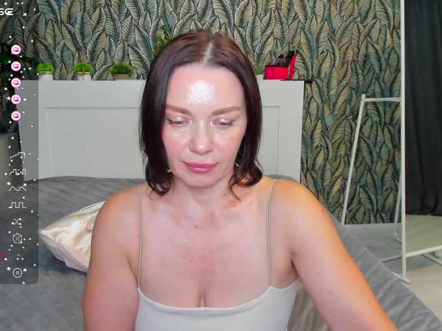 EveLibston live cam on BongaCams