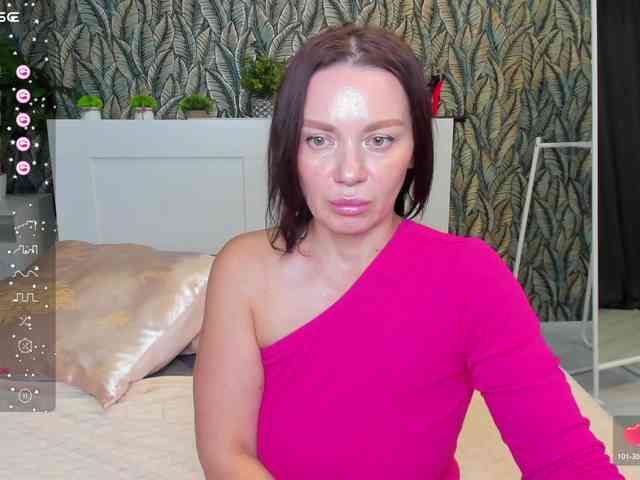 EveLibston webcam