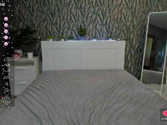 EveLibston webcam