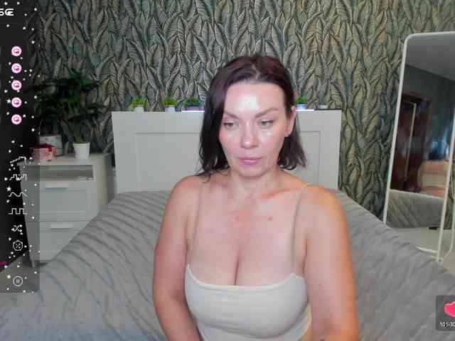 EveLibston webcam