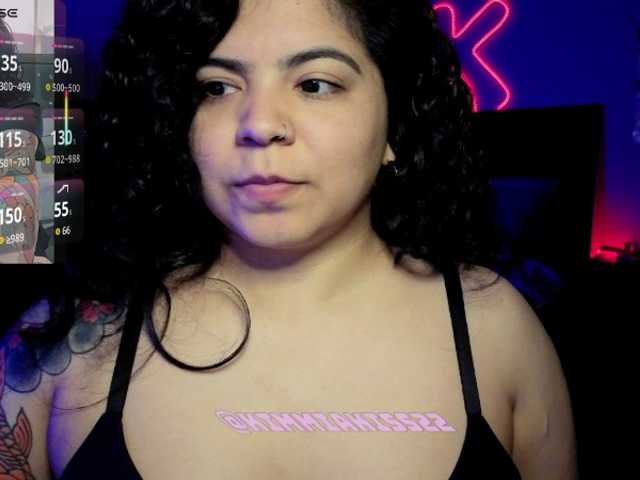Kimmiakiss22 live cam on BongaCams