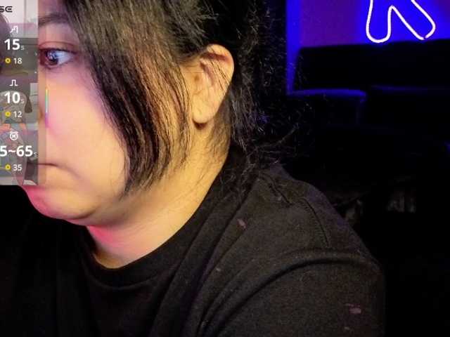 Kimmiakiss22 live cam on BongaCams