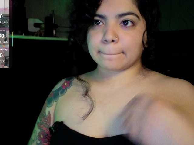 Kimmiakiss22 live cam