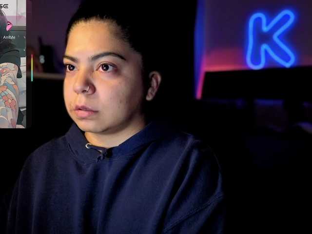 Kimmiakiss22 live webcam show