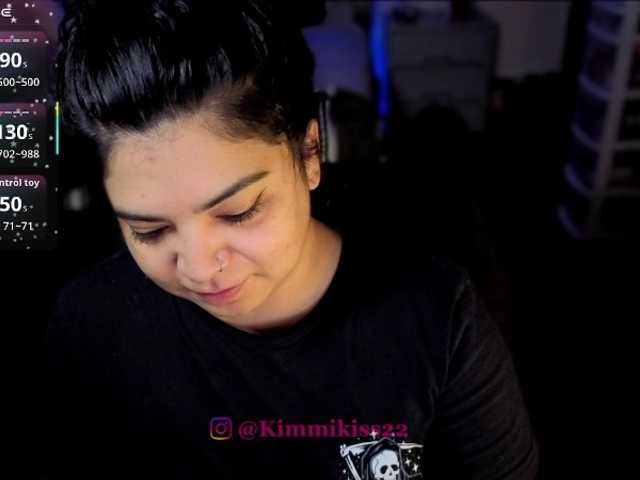 Kimmiakiss22 live cam on BongaCams