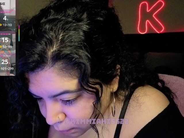 Kimmiakiss22 Live Cam on BongaCams