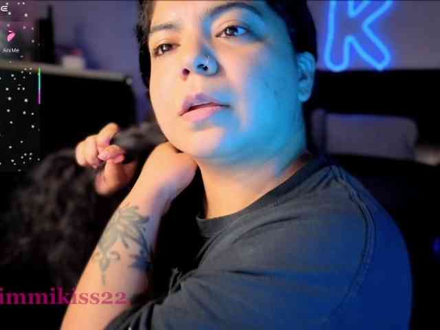 Kimmiakiss22 webcam