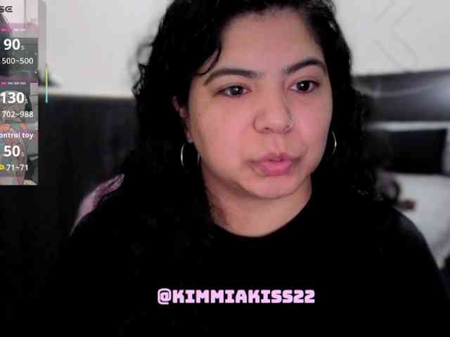 Kimmiakiss22 webcam