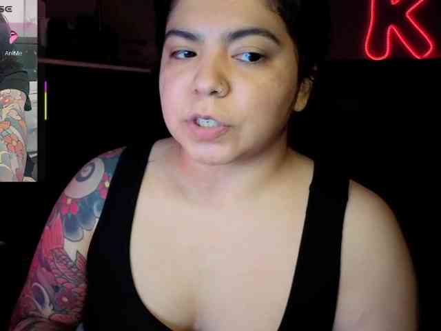 Kimmiakiss22 webcam
