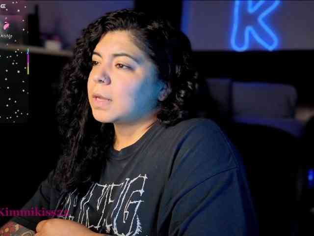 Kimmiakiss22 webcam