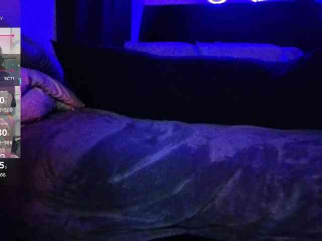 Kimmiakiss22 webcam