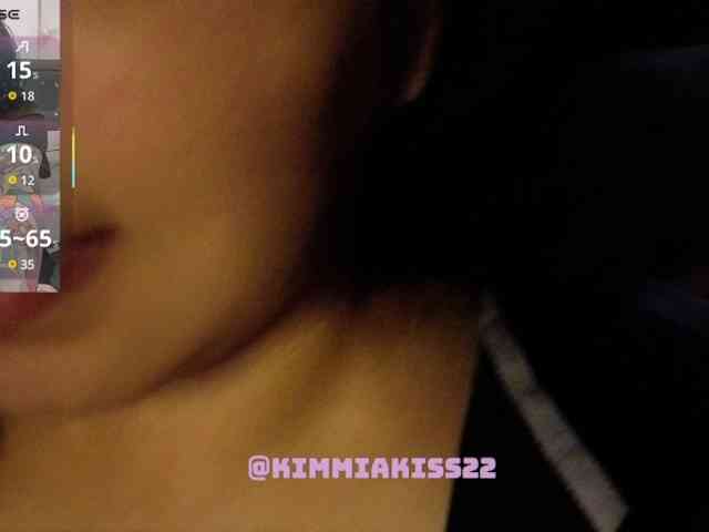 Kimmiakiss22 webcam