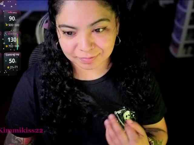 Kimmiakiss22 webcam